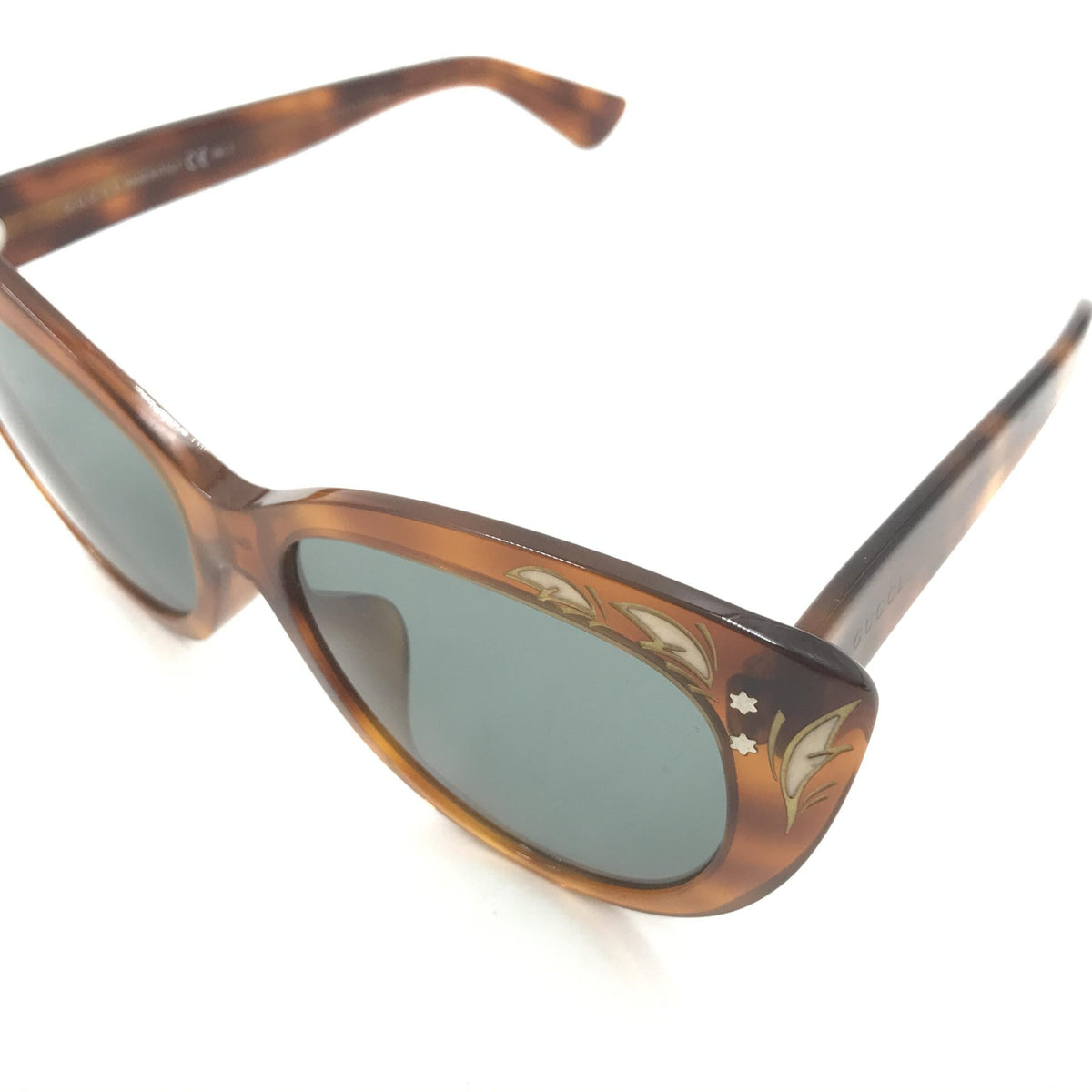 Gucci Cat Eye Sunglasses With Tortoise Shell